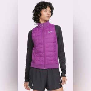 NEW NIKE - Nike Therma-FIT Women’s Synthetic Fill vest DD6084-503